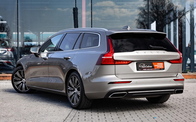 Volvo V60 cena 96900 przebieg: 165015, rok produkcji 2018 z Mińsk Mazowiecki małe 781